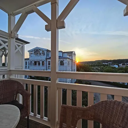 Apartment 367, Seepark