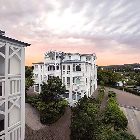 Apartment 367, Seepark